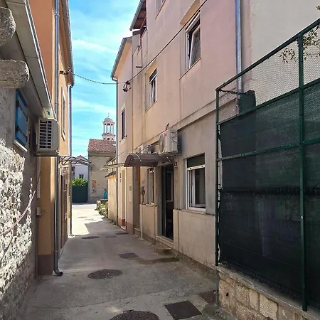 Beautiful In Kastel Stafilic *