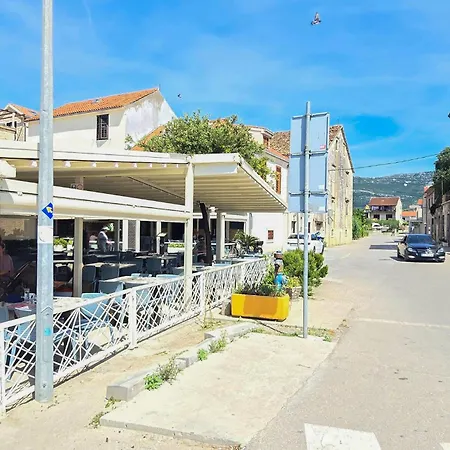 In Kastel Stafilic With Wifi דירה Kaštela